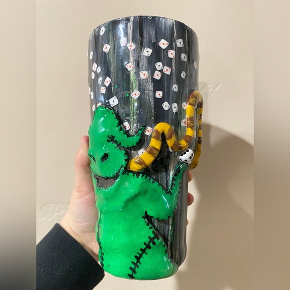 Beautiful stainless-steel tumbler. Oogie 3D glow in the dark. - Picture 5 of 5